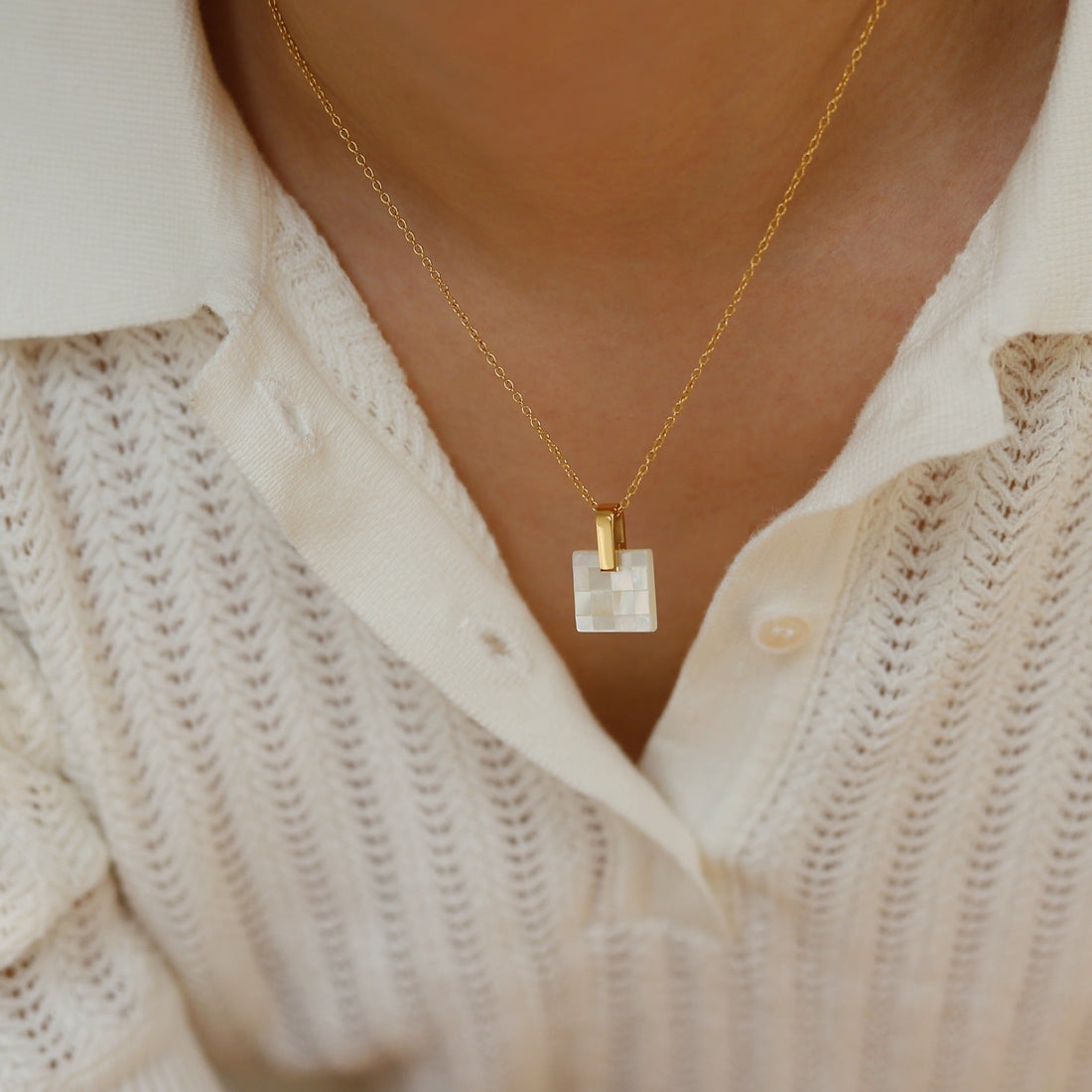 Waterproof Chic: Aquagirl Necklaces for Singapore Style