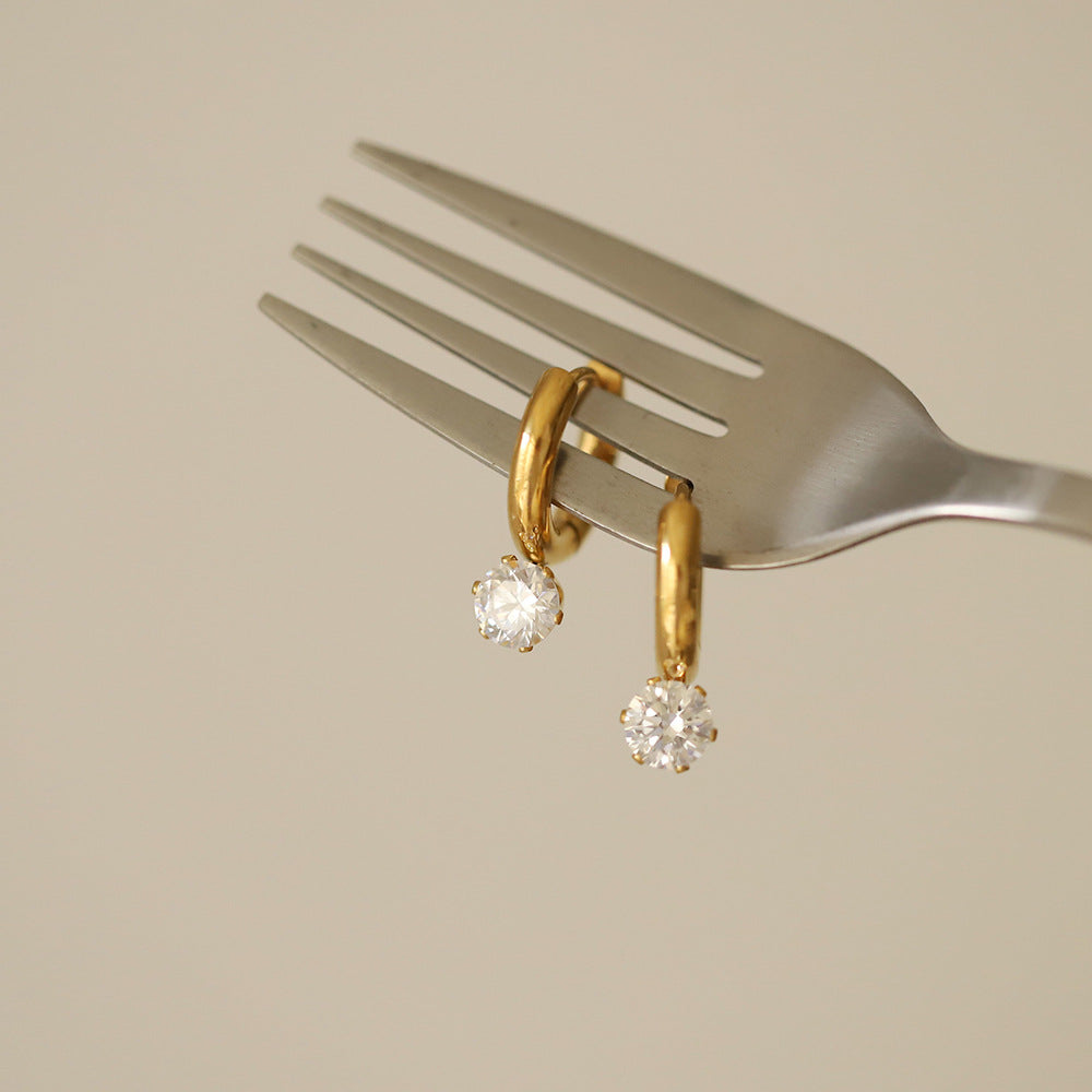 Glow Up Your Summer Style Gold Jewelry That Shines Without Tarnish Worries