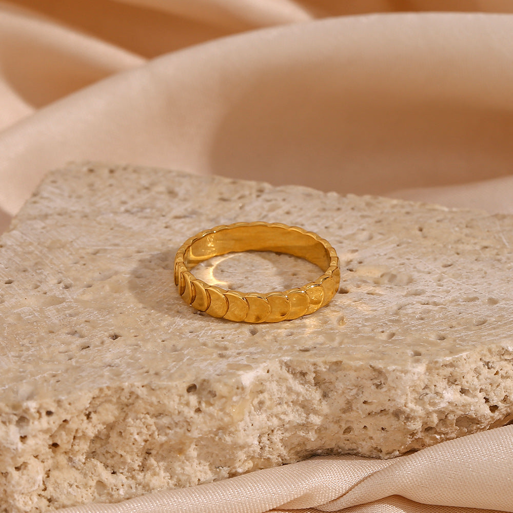 Aquagirl: Sydney's Chic Waterproof Ring Edit